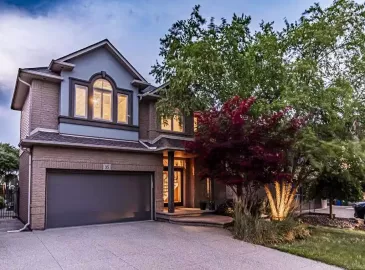 Ancaster, Ontario L9K1N8, 4 Bedrooms Bedrooms, ,4 BathroomsBathrooms,Single Family,For Sale,H4174680
