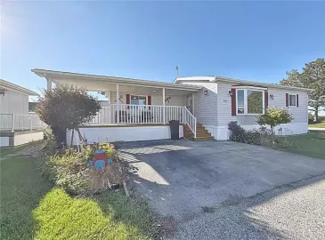 Stevensville, Ontario L0S1S1, 2 Bedrooms Bedrooms, ,1 BathroomBathrooms,Single Family,For Sale,H4174839 Stevensville, Ontario L0S1S1, 2 Bedrooms Bedrooms, ,1 BathroomBathrooms,Single Family,For Sale,H4174839