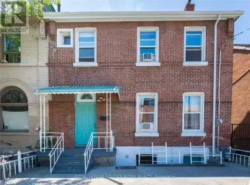 72 Bellevue, Toronto, Ontario M5T2N7, 9 Bedrooms Bedrooms, ,3 BathroomsBathrooms,Single Family,For Sale,Bellevue,C7014652 72 Bellevue, Toronto, Ontario M5T2N7, 9 Bedrooms Bedrooms, ,3 BathroomsBathrooms,Single Family,For Sale,Bellevue,C7014652