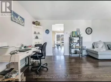 81 Parkway Crescent, Clarington, ON L1C1C2, 3 Bedrooms Bedrooms, ,1 BathroomBathrooms,Single Family,For Lease,Parkway,E7043708 81 Parkway Crescent, Clarington, ON L1C1C2, 3 Bedrooms Bedrooms, ,1 BathroomBathrooms,Single Family,For Lease,Parkway,E7043708