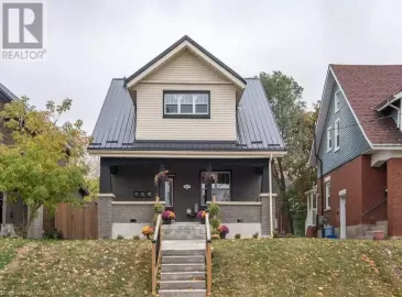 197 PALMER Avenue, Kitchener, Ontario N2G3P7, 3 Bedrooms Bedrooms, ,3 BathroomsBathrooms,Multi-family,For Sale,PALMER,40492909