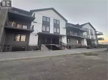 405 MYERS Road, Cambridge, Ontario N1P0B6, 2 Bedrooms Bedrooms, ,2 BathroomsBathrooms,Single Family,For Lease,MYERS,40493348