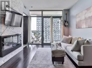 105 The Queensway, Toronto, Ontario M6S5B5, 2 Bedrooms Bedrooms, ,1 BathroomBathrooms,Single Family,For Sale,The Queensway,W7045652 105 The Queensway, Toronto, Ontario M6S5B5, 2 Bedrooms Bedrooms, ,1 BathroomBathrooms,Single Family,For Sale,The Queensway,W7045652