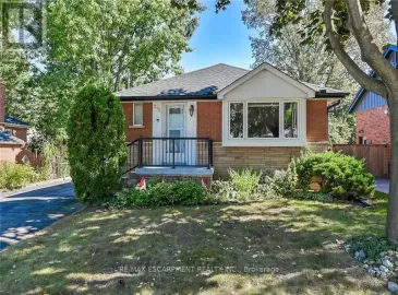 215 Upper Paradise Road, Hamilton, Ontario L9C5C1, 4 Bedrooms Bedrooms, ,2 BathroomsBathrooms,Single Family,For Sale,Upper Paradise,X7046330 215 Upper Paradise Road, Hamilton, Ontario L9C5C1, 4 Bedrooms Bedrooms, ,2 BathroomsBathrooms,Single Family,For Sale,Upper Paradise,X7046330