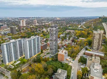 Hamilton, ON L8N3X3, 2 Bedrooms Bedrooms, ,2 BathroomsBathrooms,Single Family,For Sale,H4179471 Hamilton, ON L8N3X3, 2 Bedrooms Bedrooms, ,2 BathroomsBathrooms,Single Family,For Sale,H4179471