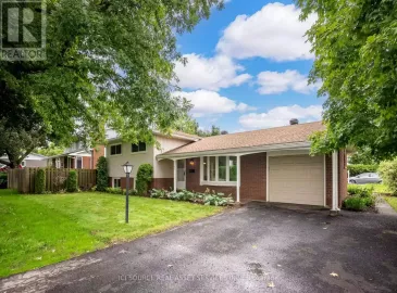 2745 Draper, Ottawa, ON K2H7A3, 3 Bedrooms Bedrooms, ,1 BathroomBathrooms,Single Family,For Sale,Draper,X7285860