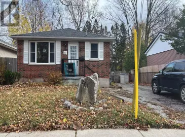 261 Wellington Street, Barrie, ON L4M2E4, 3 Bedrooms Bedrooms, ,1 BathroomBathrooms,Single Family,For Lease,Wellington,S7285998