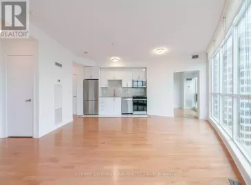 600 Fleet Street, Toronto, ON M5V1B7, 2 Bedrooms Bedrooms, ,2 BathroomsBathrooms,Single Family,For Sale,Fleet,C7286810