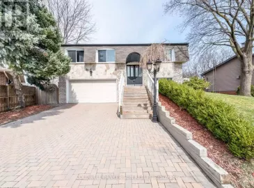 2483 Yarmouth Crescent, Oakville, Ontario L6L2M9, 4 Bedrooms Bedrooms, ,3 BathroomsBathrooms,Single Family,For Sale,Yarmouth,W7287300