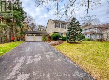 120 Blyth Crescent, Oakville, Ontario L6J5H6, 5 Bedrooms Bedrooms, ,3 BathroomsBathrooms,Single Family,For Lease,Blyth,W7287362 120 Blyth Crescent, Oakville, Ontario L6J5H6, 5 Bedrooms Bedrooms, ,3 BathroomsBathrooms,Single Family,For Lease,Blyth,W7287362