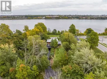 379 NIAGARA Boulevard, Fort Erie, Ontario L2A3H2, 3 Bedrooms Bedrooms, ,4 BathroomsBathrooms,Single Family,For Sale,NIAGARA,40475823 379 NIAGARA Boulevard, Fort Erie, Ontario L2A3H2, 3 Bedrooms Bedrooms, ,4 BathroomsBathrooms,Single Family,For Sale,NIAGARA,40475823