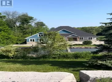 7973 Bet Ray Boulevard, Severn, Ontario L3V6H4, 6 Bedrooms Bedrooms, ,3 BathroomsBathrooms,Single Family,For Sale,Bet Ray,S6809250