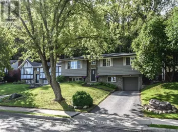 32 Palm Court, Hamilton, Ontario L8G2T7, 3 Bedrooms Bedrooms, ,2 BathroomsBathrooms,Single Family,For Sale,Palm,X7015108 32 Palm Court, Hamilton, Ontario L8G2T7, 3 Bedrooms Bedrooms, ,2 BathroomsBathrooms,Single Family,For Sale,Palm,X7015108