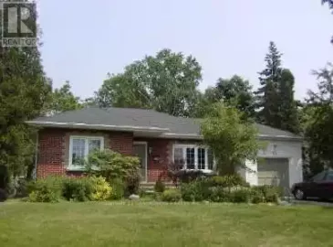 63 Peter Street, Markham, Ontario L3P2A7, ,Single Family,For Sale,Peter,N7016882 63 Peter Street, Markham, Ontario L3P2A7, ,Single Family,For Sale,Peter,N7016882