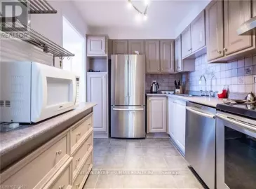 1300 Mississauga Valley Boulevard, Mississauga, ON L5A3S9, 3 Bedrooms Bedrooms, ,2 BathroomsBathrooms,Single Family,For Sale,Mississauga Valley,W7019748 1300 Mississauga Valley Boulevard, Mississauga, ON L5A3S9, 3 Bedrooms Bedrooms, ,2 BathroomsBathrooms,Single Family,For Sale,Mississauga Valley,W7019748