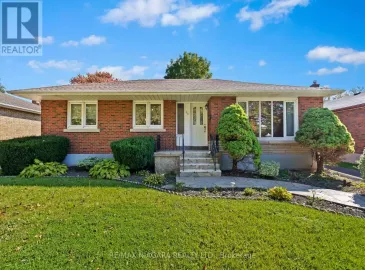 50 Barron Street, Welland, ON L3C2K5, 4 Bedrooms Bedrooms, ,2 BathroomsBathrooms,Single Family,For Sale,Barron,X7064302