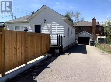 4 Larchmere, Toronto, Ontario M9L2N1, 2 Bedrooms Bedrooms, ,2 BathroomsBathrooms,Single Family,For Lease,Larchmere,W7202772