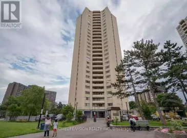 330 Dixon Road, Toronto, Ontario M9R1S9, 1 Bedroom Bedrooms, ,1 BathroomBathrooms,Single Family,For Sale,Dixon,W7203128