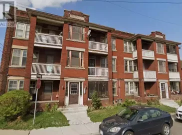 1 Fairholt Road, Hamilton, ON L8M2S9, 2 Bedrooms Bedrooms, ,1 BathroomBathrooms,Multi-family,For Lease,Fairholt,X7204040