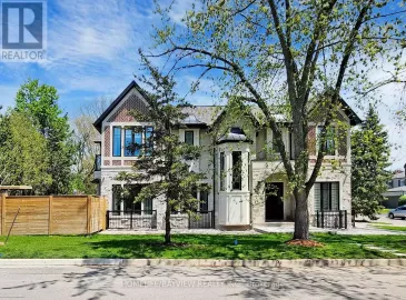 133 Bay Thorn Drive, Markham, Ontario L3T3V1, 5 Bedrooms Bedrooms, ,7 BathroomsBathrooms,Single Family,For Sale,Bay Thorn,N7205502