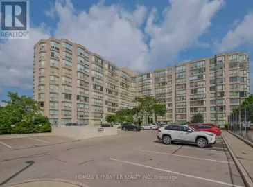 309 Major Mackenzie Drive, Richmond Hill, Ontario L4C9V5, 1 Bedroom Bedrooms, ,2 BathroomsBathrooms,Single Family,For Sale,Major Mackenzie,N7207346