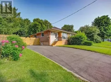 8 Walter, Newmarket, Ontario L3Y2T3, 5 Bedrooms Bedrooms, ,3 BathroomsBathrooms,Single Family,For Sale,Walter,N7207754 8 Walter, Newmarket, Ontario L3Y2T3, 5 Bedrooms Bedrooms, ,3 BathroomsBathrooms,Single Family,For Sale,Walter,N7207754