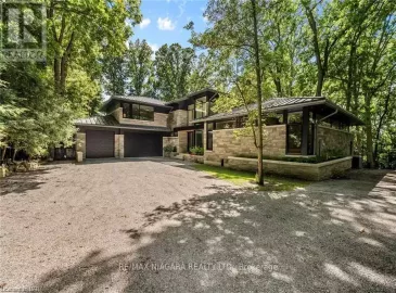 22 Melrose Drive, Niagara-on-the-Lake, Ontario L0S1J0, 4 Bedrooms Bedrooms, ,3 BathroomsBathrooms,Single Family,For Sale,Melrose,X7207662