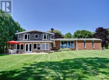 2215 Thomson Crescent, Severn, Ontario L3V0V7, 4 Bedrooms Bedrooms, ,3 BathroomsBathrooms,Single Family,For Lease,Thomson,S7208310 2215 Thomson Crescent, Severn, Ontario L3V0V7, 4 Bedrooms Bedrooms, ,3 BathroomsBathrooms,Single Family,For Lease,Thomson,S7208310