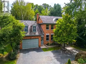 138 North Shore Boulevard, Burlington, ON L7T1A4, 5 Bedrooms Bedrooms, ,5 BathroomsBathrooms,Single Family,For Sale,North Shore,W7208300 138 North Shore Boulevard, Burlington, ON L7T1A4, 5 Bedrooms Bedrooms, ,5 BathroomsBathrooms,Single Family,For Sale,North Shore,W7208300
