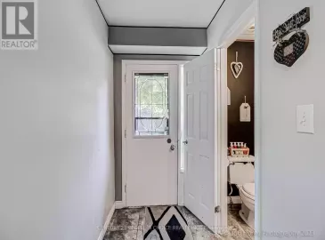 246 Tupper Boulevard, New Tecumseth, Ontario L9R1B1, 5 Bedrooms Bedrooms, ,2 BathroomsBathrooms,Single Family,For Sale,Tupper,N7209878 246 Tupper Boulevard, New Tecumseth, Ontario L9R1B1, 5 Bedrooms Bedrooms, ,2 BathroomsBathrooms,Single Family,For Sale,Tupper,N7209878