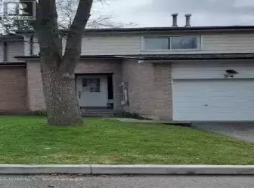 2 Bernick Drive, Barrie, Ontario L4M5K4, 3 Bedrooms Bedrooms, ,2 BathroomsBathrooms,Single Family,For Lease,Bernick,S7289178
