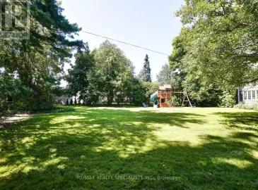 406 Christina Drive, Oakville, Ontario L6K1H6, 4 Bedrooms Bedrooms, ,4 BathroomsBathrooms,Single Family,For Sale,Christina,W6785660 406 Christina Drive, Oakville, Ontario L6K1H6, 4 Bedrooms Bedrooms, ,4 BathroomsBathrooms,Single Family,For Sale,Christina,W6785660