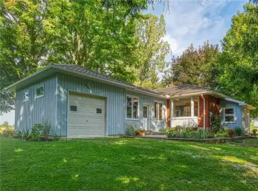 Hamilton, Ontario L0R1R0, 4 Bedrooms Bedrooms, ,1 BathroomBathrooms,Single Family,For Sale,H4173520