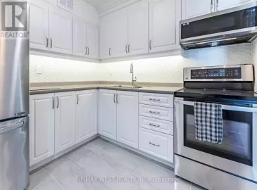 380 Dixon Rd Road, Toronto, Ontario M9R1T3, 1 Bedroom Bedrooms, ,1 BathroomBathrooms,Single Family,For Sale,Dixon Rd,W6811110