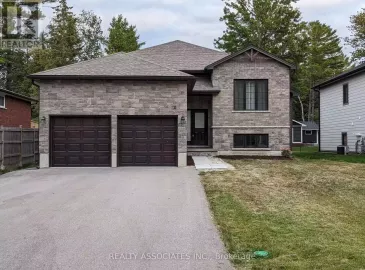 11 53rd Street, Wasaga Beach, Ontario L9Z1W8, 3 Bedrooms Bedrooms, ,2 BathroomsBathrooms,Single Family,For Lease,53rd,S6812358 11 53rd Street, Wasaga Beach, Ontario L9Z1W8, 3 Bedrooms Bedrooms, ,2 BathroomsBathrooms,Single Family,For Lease,53rd,S6812358