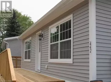23 FOUR MILE CREEK Road, Niagara-on-the-Lake, ON L0S1J1, 2 Bedrooms Bedrooms, ,1 BathroomBathrooms,Single Family,For Sale,FOUR MILE CREEK,40482730 23 FOUR MILE CREEK Road, Niagara-on-the-Lake, ON L0S1J1, 2 Bedrooms Bedrooms, ,1 BathroomBathrooms,Single Family,For Sale,FOUR MILE CREEK,40482730