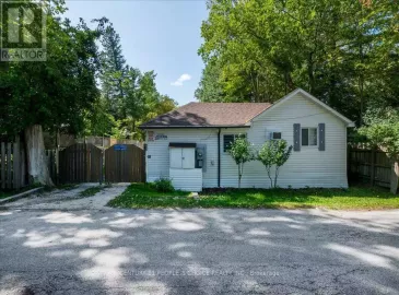 26 Elm Drive, Wasaga Beach, Ontario L9Z2L3, 8 Bedrooms Bedrooms, ,4 BathroomsBathrooms,Single Family,For Sale,Elm,S6813188 26 Elm Drive, Wasaga Beach, Ontario L9Z2L3, 8 Bedrooms Bedrooms, ,4 BathroomsBathrooms,Single Family,For Sale,Elm,S6813188