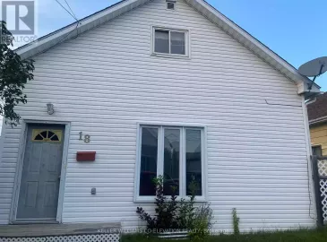 18 Borden, Timmins, ON P4N4E7, 2 Bedrooms Bedrooms, ,1 BathroomBathrooms,Single Family,For Sale,Borden,X6814814 18 Borden, Timmins, ON P4N4E7, 2 Bedrooms Bedrooms, ,1 BathroomBathrooms,Single Family,For Sale,Borden,X6814814