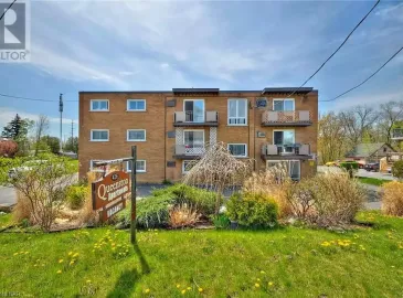 426 QUEENSTON Street, St. Catharines, ON L2P2Y2, 2 Bedrooms Bedrooms, ,1 BathroomBathrooms,Single Family,For Lease,QUEENSTON,40489164