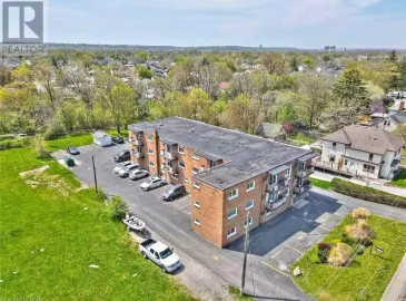 426 QUEENSTON Street, St. Catharines, ON L2P2Y2, 1 Bedroom Bedrooms, ,1 BathroomBathrooms,Single Family,For Lease,QUEENSTON,40489161