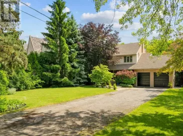 46 Sandringham Drive, Toronto, Ontario M5M3G3, 4 Bedrooms Bedrooms, ,4 BathroomsBathrooms,Single Family,For Sale,Sandringham,C7023408 46 Sandringham Drive, Toronto, Ontario M5M3G3, 4 Bedrooms Bedrooms, ,4 BathroomsBathrooms,Single Family,For Sale,Sandringham,C7023408