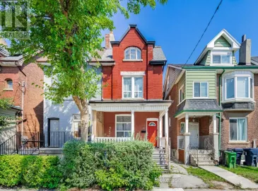 641 Bathurst Street, Toronto, Ontario M5S2R2, 6 Bedrooms Bedrooms, ,3 BathroomsBathrooms,Single Family,For Sale,Bathurst,C7024296