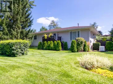 317 Oak Street, Chatham-Kent, ON N0P1C0, 3 Bedrooms Bedrooms, ,1 BathroomBathrooms,Single Family,For Sale,Oak,X7047730