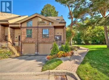 178 Scott Street, St. Catharines, Ontario L2N6Y5, 2 Bedrooms Bedrooms, ,2 BathroomsBathrooms,Single Family,For Sale,Scott,X7048486 178 Scott Street, St. Catharines, Ontario L2N6Y5, 2 Bedrooms Bedrooms, ,2 BathroomsBathrooms,Single Family,For Sale,Scott,X7048486