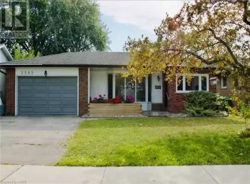 2582 MISENER Crescent, Mississauga, Ontario L5K1N1, 3 Bedrooms Bedrooms, ,1 BathroomBathrooms,Single Family,For Lease,MISENER,40494006