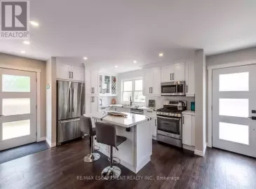 828 Main Street, Norfolk, ON N0A1N0, 3 Bedrooms Bedrooms, ,2 BathroomsBathrooms,Single Family,For Sale,Main,X7049258 828 Main Street, Norfolk, ON N0A1N0, 3 Bedrooms Bedrooms, ,2 BathroomsBathrooms,Single Family,For Sale,Main,X7049258