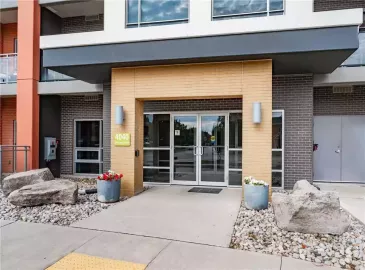 Burlington, ON L7M0H2, 2 Bedrooms Bedrooms, ,2 BathroomsBathrooms,Single Family,For Sale,H4176807