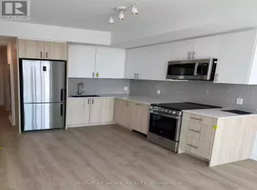 1195 Queensway, Toronto, Ontario M8Z1R6, 2 Bedrooms Bedrooms, ,2 BathroomsBathrooms,Single Family,For Sale,Queensway,W7211964