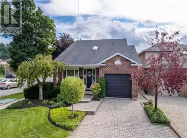 19 Gabriele Court, Hamilton, Ontario L8G5C4, 3 Bedrooms Bedrooms, ,3 BathroomsBathrooms,Single Family,For Sale,Gabriele,X7263548 19 Gabriele Court, Hamilton, Ontario L8G5C4, 3 Bedrooms Bedrooms, ,3 BathroomsBathrooms,Single Family,For Sale,Gabriele,X7263548