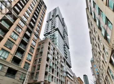 199 Richmond Street, Toronto, Ontario M5V0H4, 2 Bedrooms Bedrooms, ,2 BathroomsBathrooms,Single Family,For Sale,Richmond,C7265200